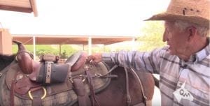 Steve Edwards critiquing mule owner saddle install - video thumbnail